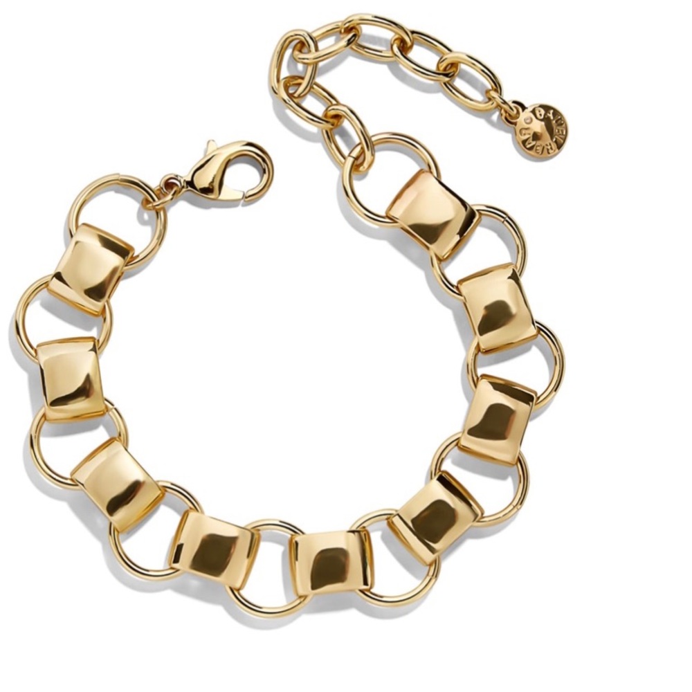 Gold chain bracelet